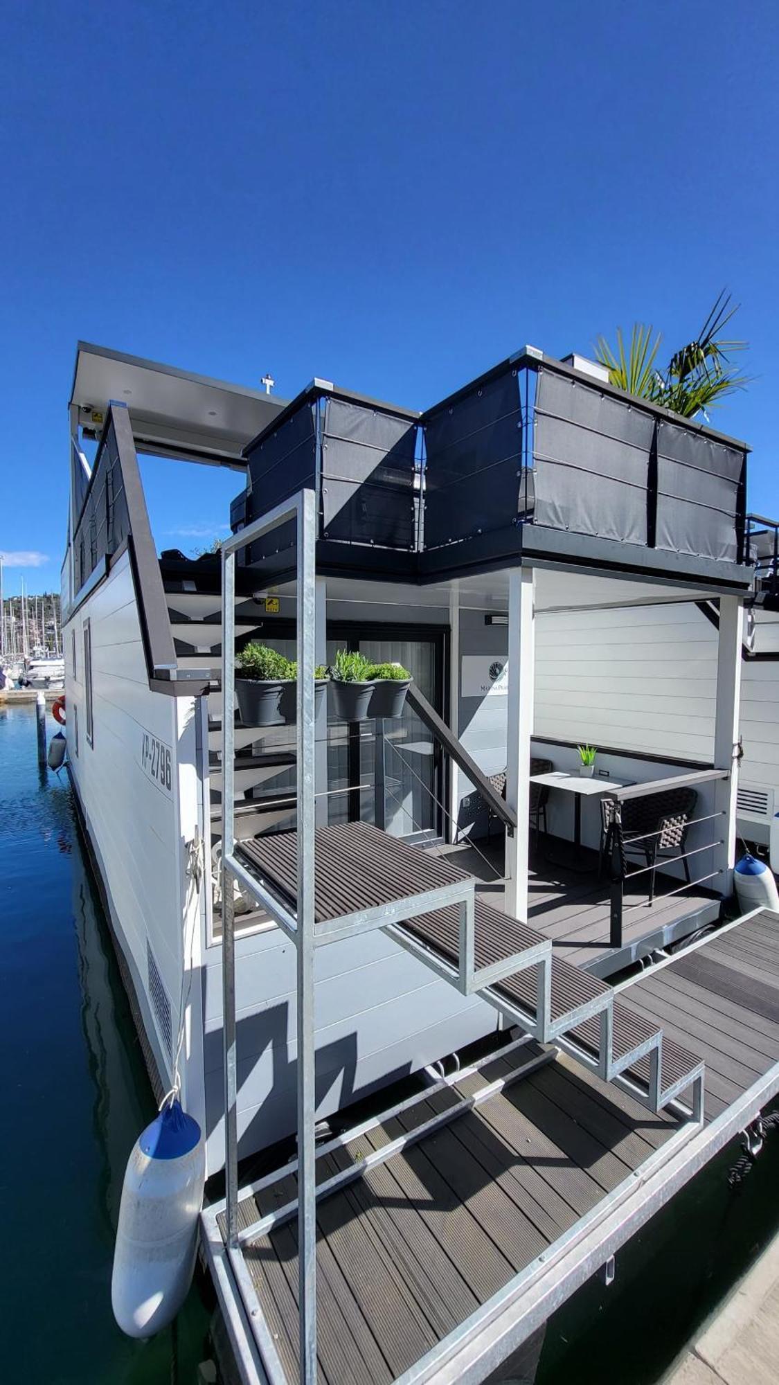 Floating House - Marina Pearl Apartment Portoroz Luaran gambar