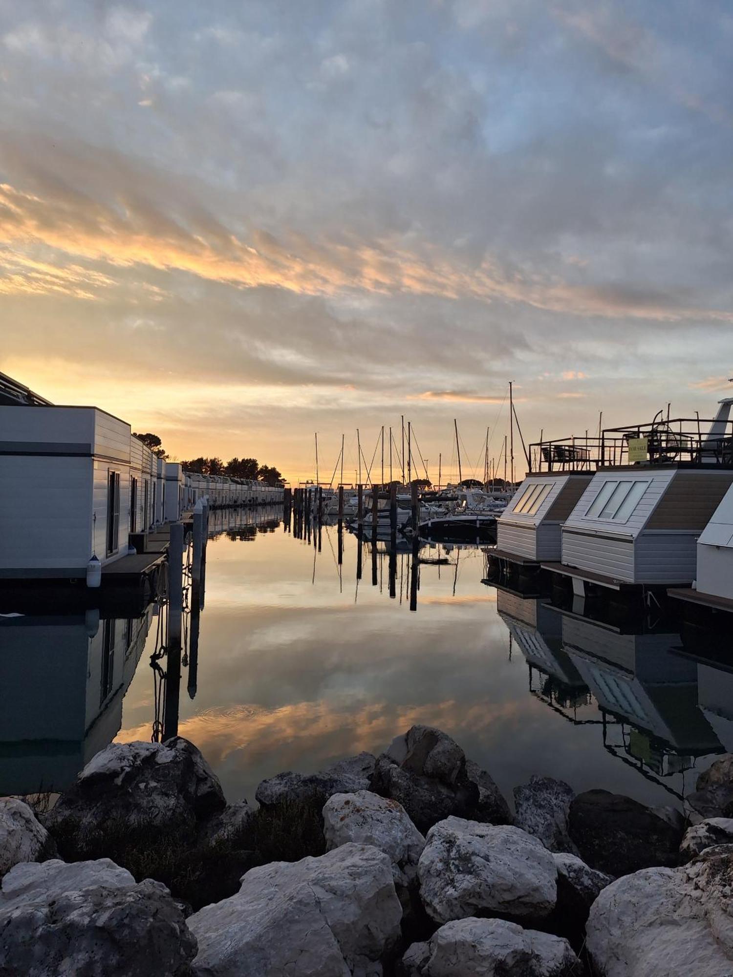 Floating House - Marina Pearl Apartment Portoroz Luaran gambar